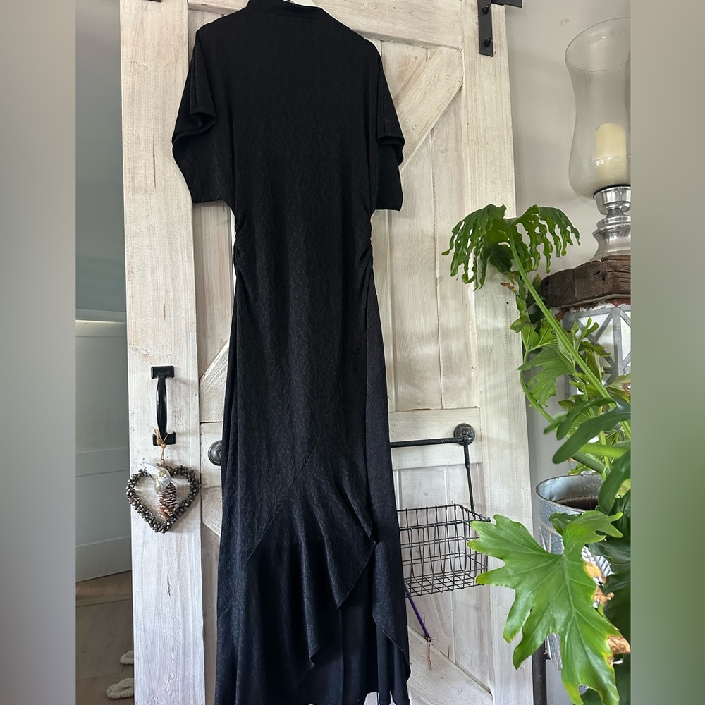 Zara Black Short-Sleeve Maxi Dress